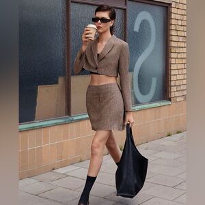 & Other Stories Tan Cropped Blazer